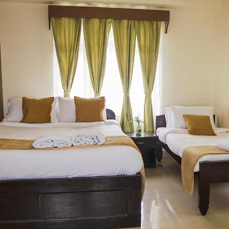 350 m2, 10 yatak odalı, 10 banyolu Daire, Laitumkhrah bölgesinde Shillong Dış mekan fotoğraf