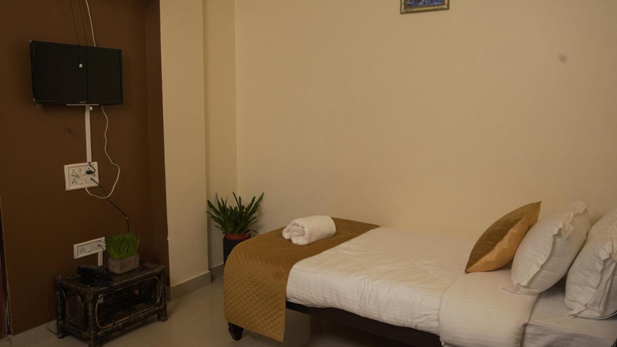 350 m2, 10 yatak odalı, 10 banyolu Daire, Laitumkhrah bölgesinde Shillong Dış mekan fotoğraf