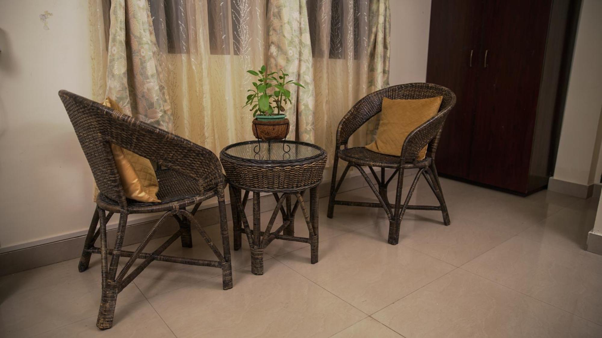 350 m2, 10 yatak odalı, 10 banyolu Daire, Laitumkhrah bölgesinde Shillong Dış mekan fotoğraf