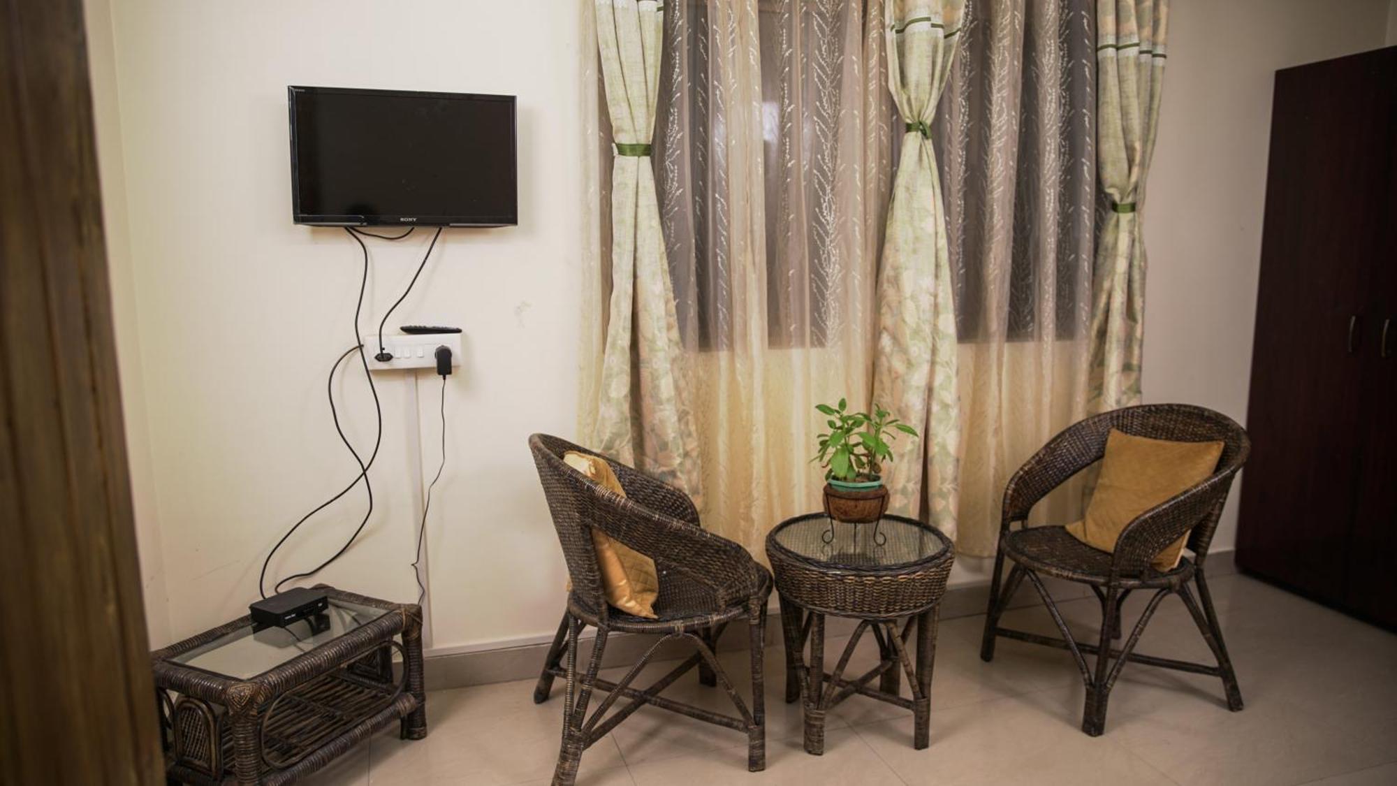 350 m2, 10 yatak odalı, 10 banyolu Daire, Laitumkhrah bölgesinde Shillong Dış mekan fotoğraf