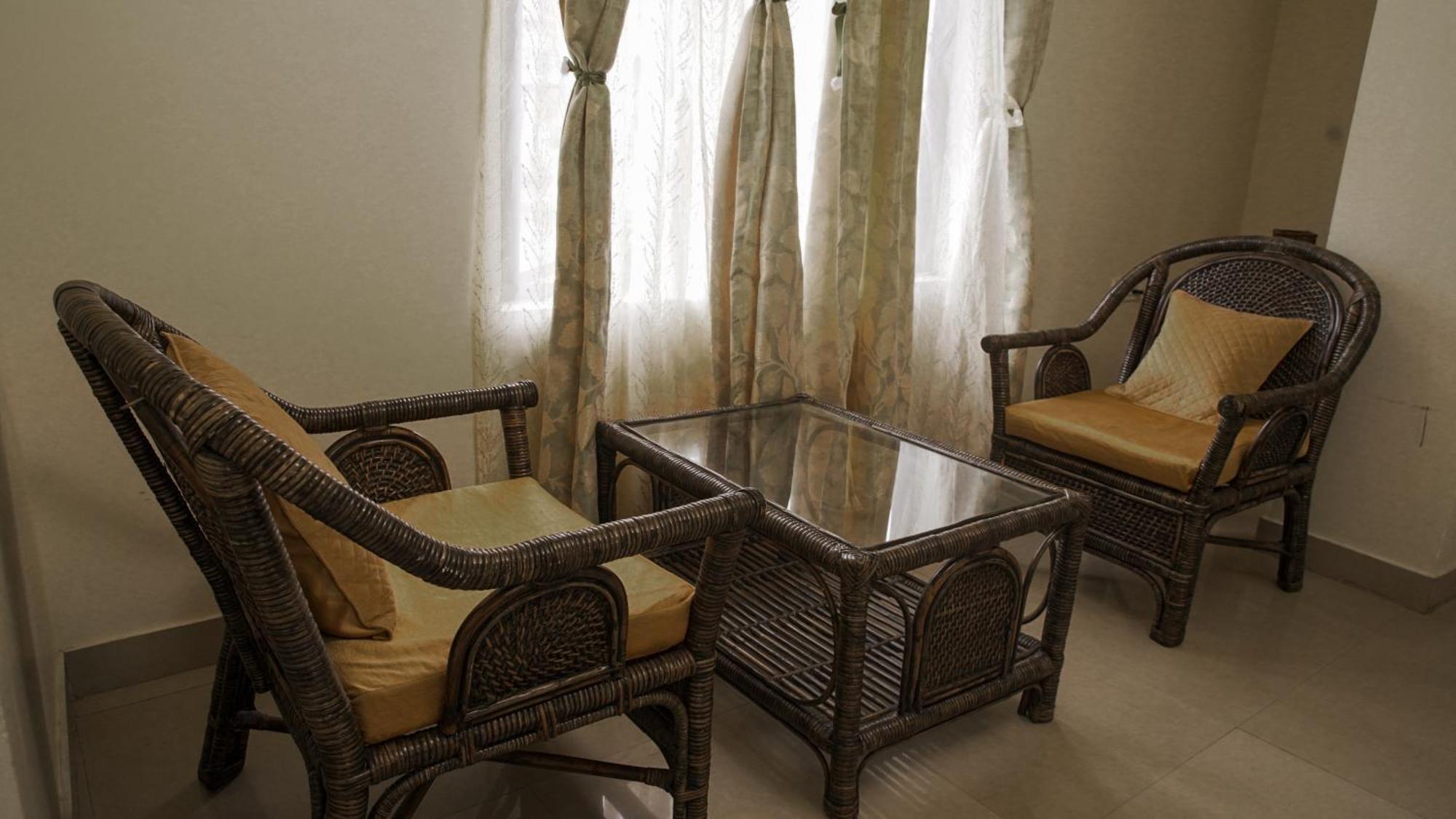 350 m2, 10 yatak odalı, 10 banyolu Daire, Laitumkhrah bölgesinde Shillong Dış mekan fotoğraf